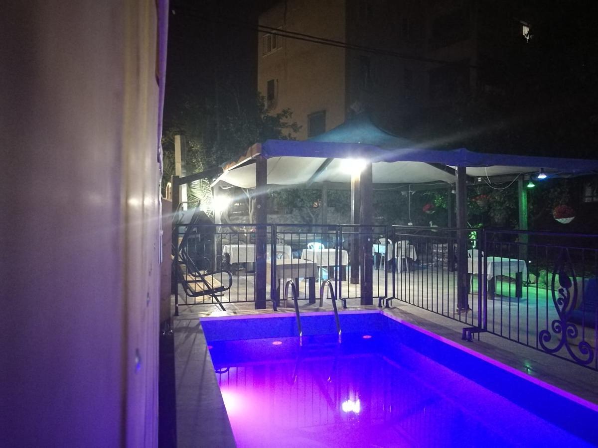 הוילה טבריה אחוזה באגם מראה חיצוני תמונה
